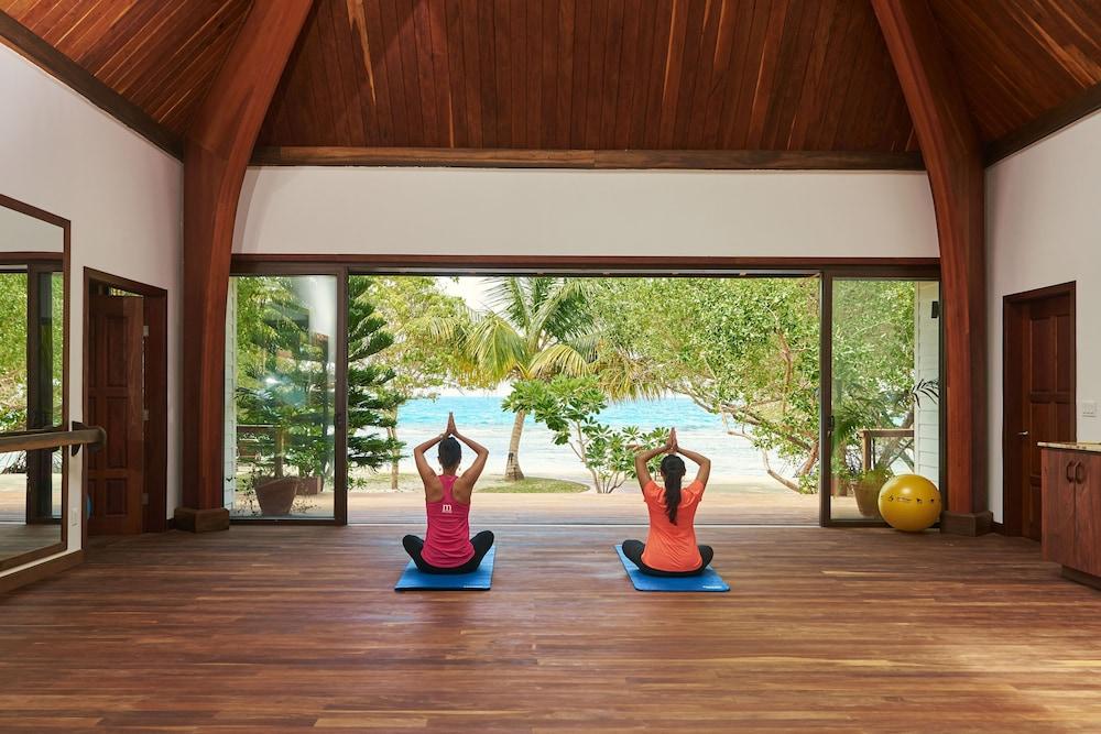 Hatchet Caye Island Resort (Adults Only) Placencia Exterior photo