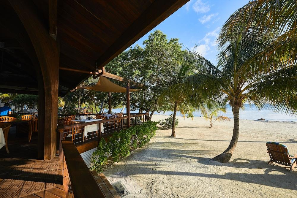 Hatchet Caye Island Resort (Adults Only) Placencia Exterior photo